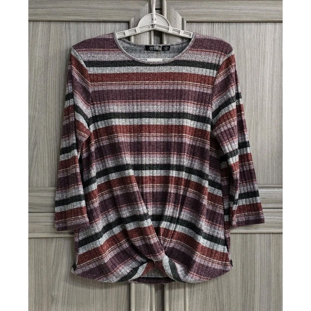 Cure Womans Sweater Blouse 3/4 Sleeve Gray‎ Maroon White Black Stripe